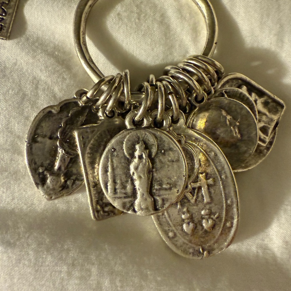 Silver Pendant Necklace - Picture 2 of 6